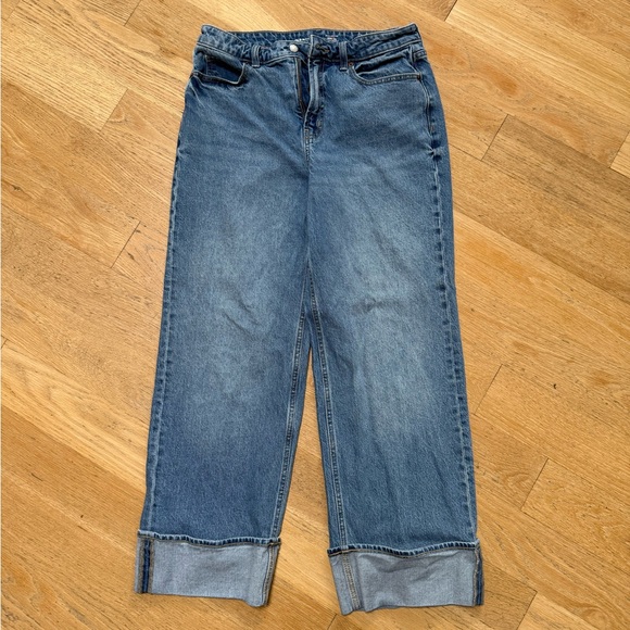 Curvy Extra High-Waisted Wide-Leg Jeans - Picture 2 of 8